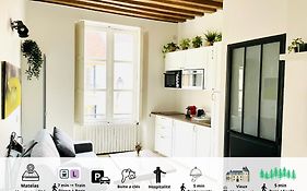 Studio Renove Et Tres Fonctionnel, Marly-Le-Roi