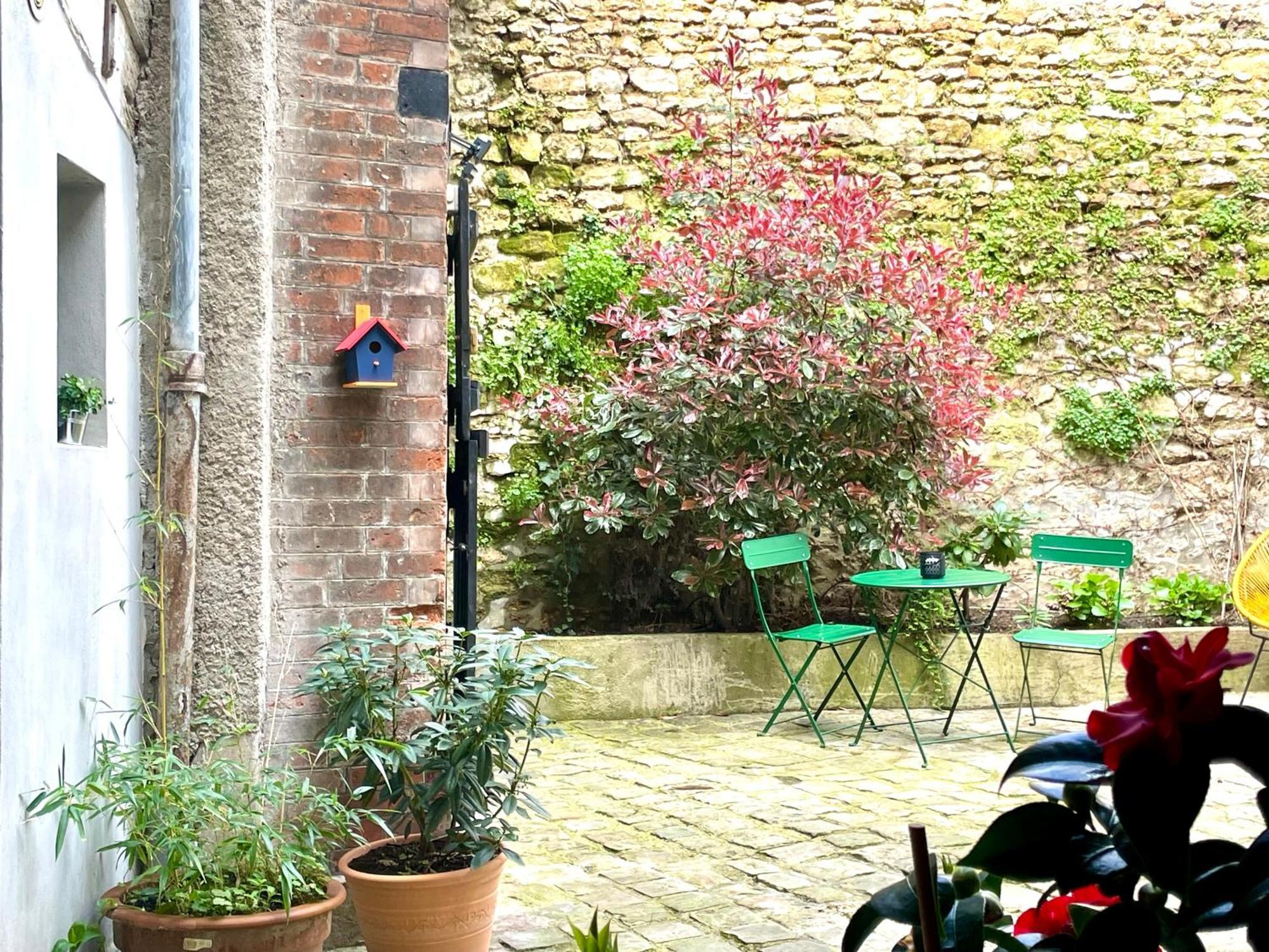 Studio Renove Et Tres Fonctionnel, Marly-Le-Roi Extérieur photo