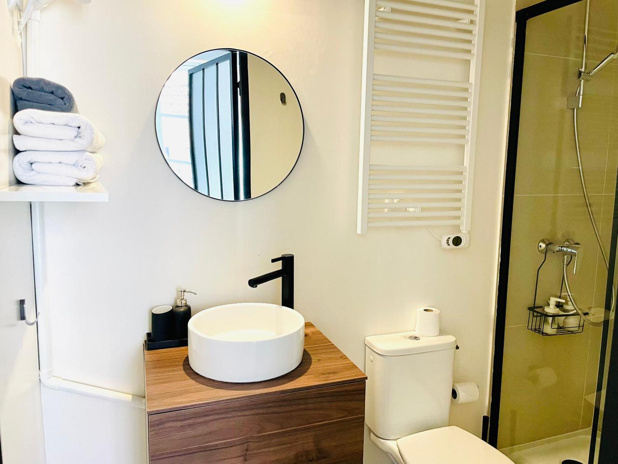 Studio Renove Et Tres Fonctionnel, Marly-Le-Roi Extérieur photo