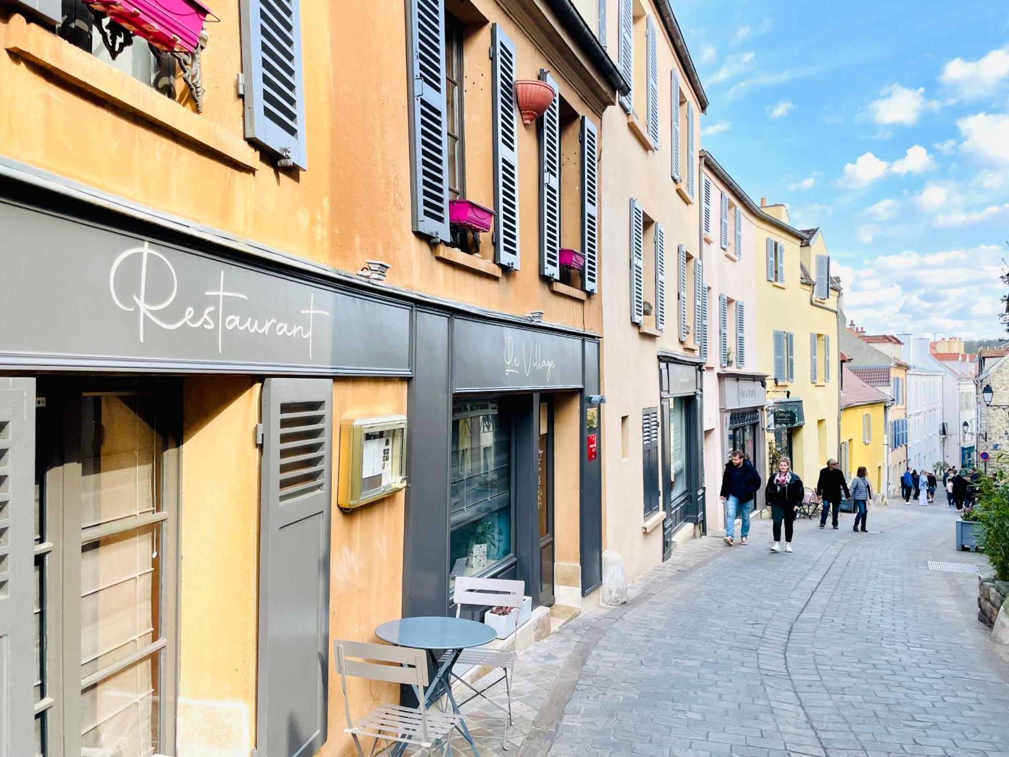 Studio Renove Et Tres Fonctionnel, Marly-Le-Roi Extérieur photo